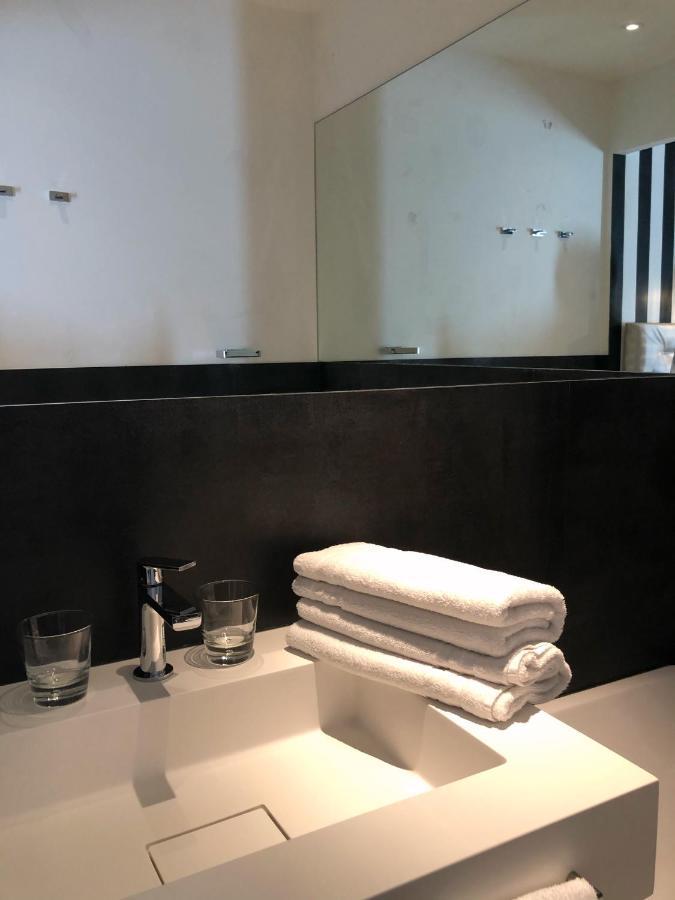 Le Pre Du Moulin - Maison Alonso - Hotel & Restaurant Sérignan-du-Comtat Eksteriør billede