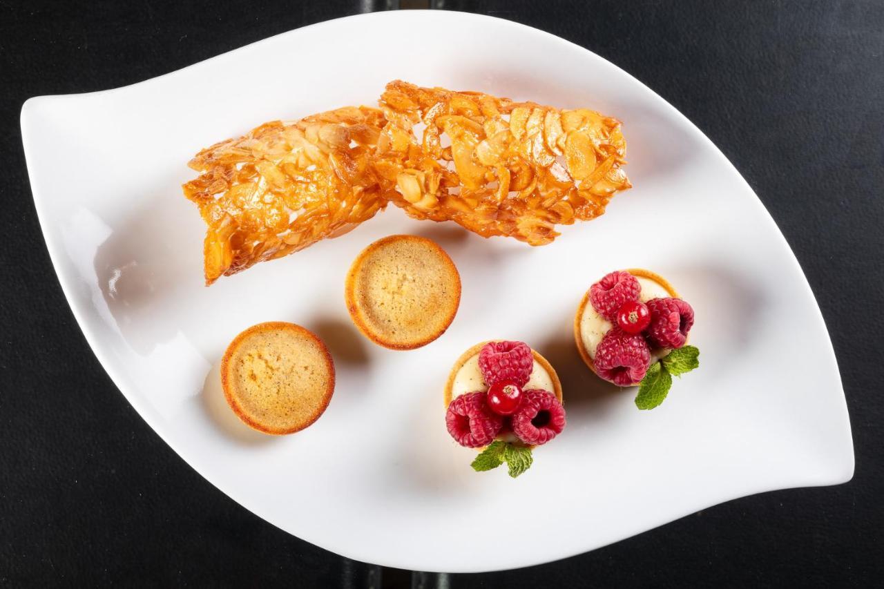 Le Pre Du Moulin - Maison Alonso - Hotel & Restaurant Sérignan-du-Comtat Eksteriør billede