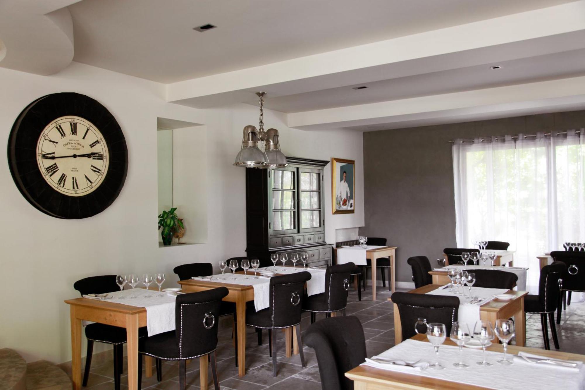 Le Pre Du Moulin - Maison Alonso - Hotel & Restaurant Sérignan-du-Comtat Eksteriør billede